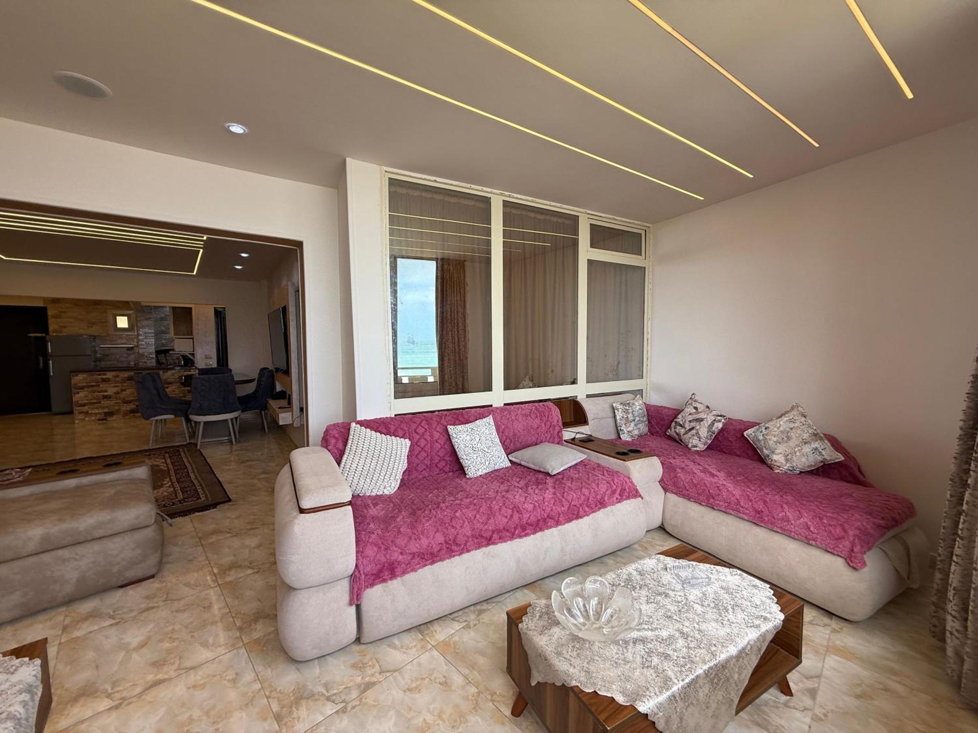 Seaview 3-bedrooms In Maamoura , Apartament Alexandria